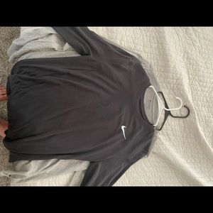 Nike long sleeve shirt worn 2 times